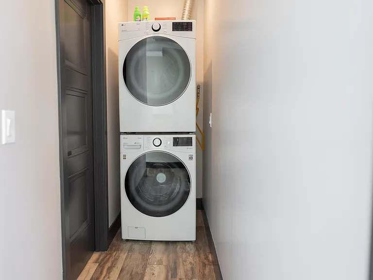 WASHER/DRYER