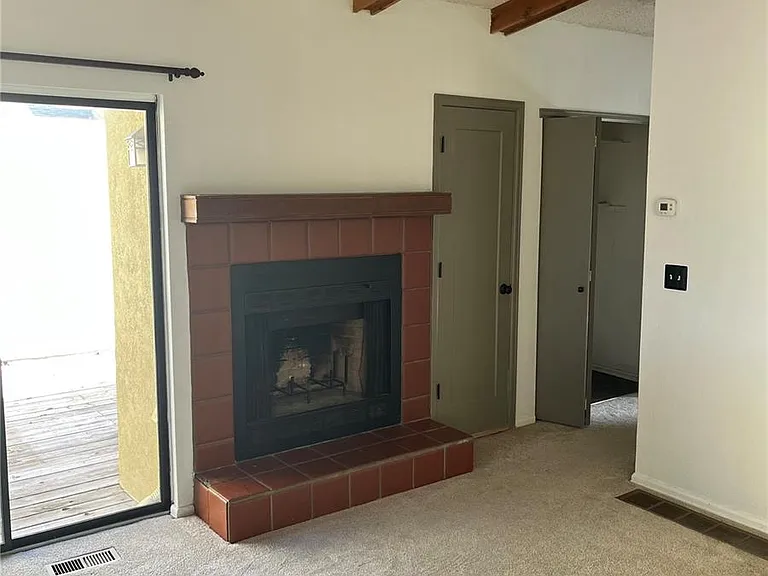 18625 E Saratoga Pl — Photo 2