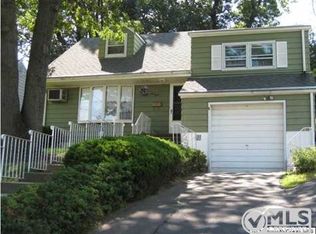 53 Deerfield Rd, Parlin, NJ 08859