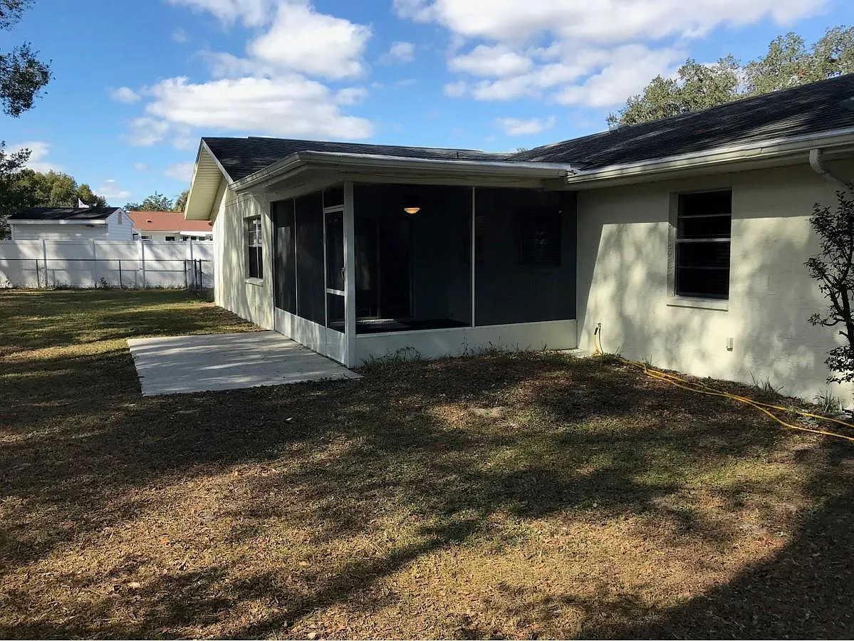 Rhonda Ct, Zephyrhills — Photo 2