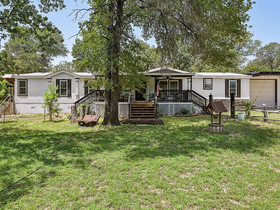 1st image of 541 Hidden Oaks Dr