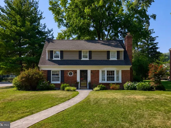 1024 Skyline Dr, Lancaster, PA 17601
