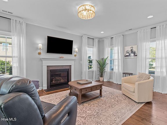 5th image of 6112 Seagrove Court