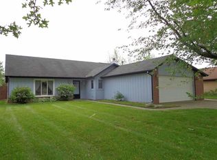 6122 Millhollow Ln, Fort Wayne, IN 46815