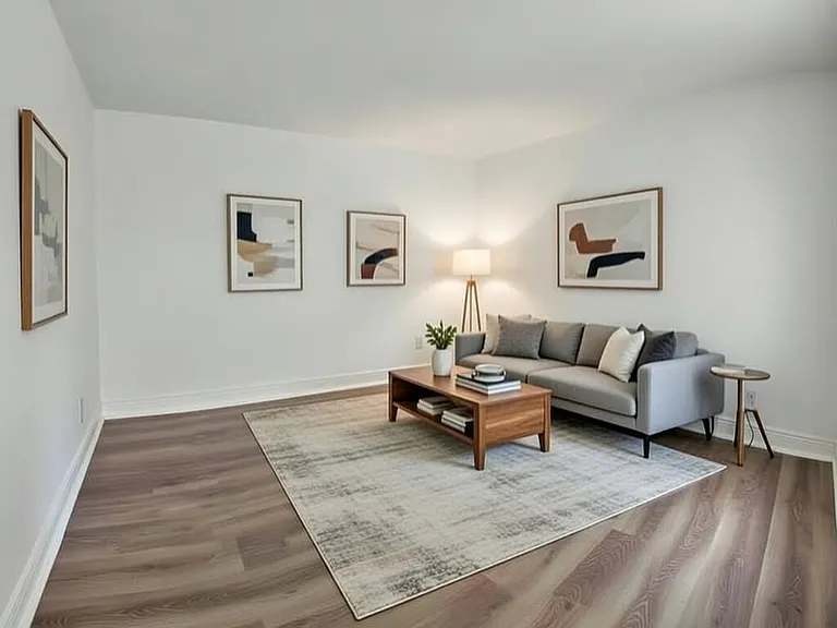 4555 Queenswood Dr — Photo 5