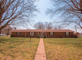 13001 W Council Rd, Yorktown, IN 47396