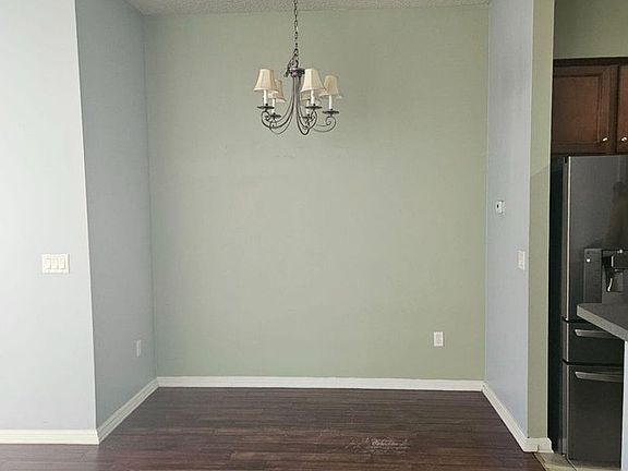 4th image of 2892 Cross Creek Dr