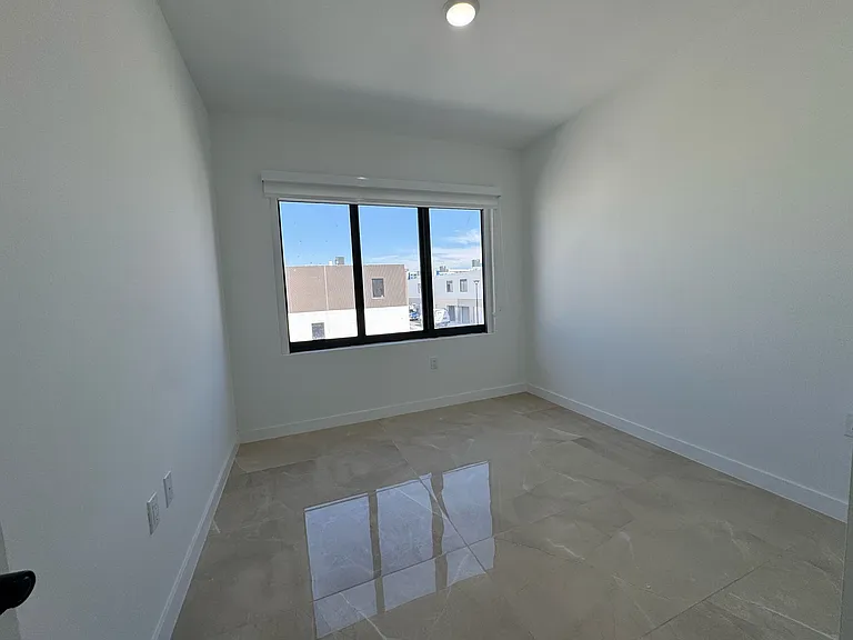 26151 SW 147th Ave — Photo 7