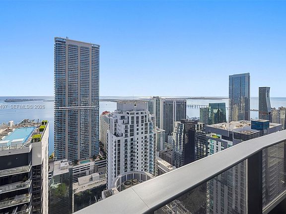 4th image of 1000 Brickell Plz #Penthouse 5403
