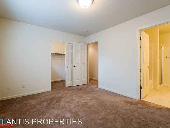 5th image of 16856B De Witt Ave