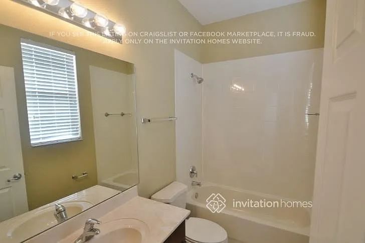 934 Home Grove Dr — Photo 8