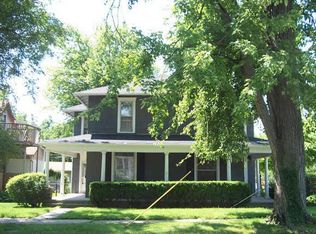 825/29 W Beechwood Ave, Muncie, IN 47303