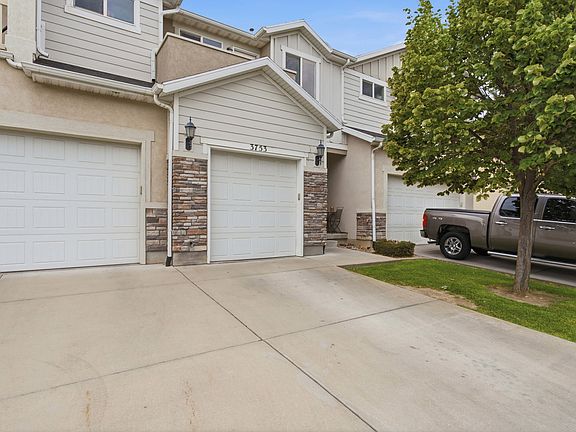2nd image of 3753 N Prairie Grass Dr