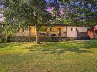 424 Hyde Cove Dr, Fair Play, SC 29643