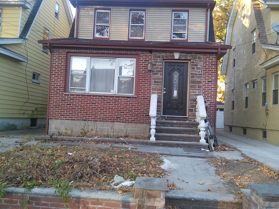 1st image of 225-07 107th Ave