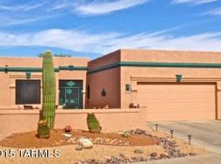 257 N Crescent Bell Dr, Green Valley, AZ 85614