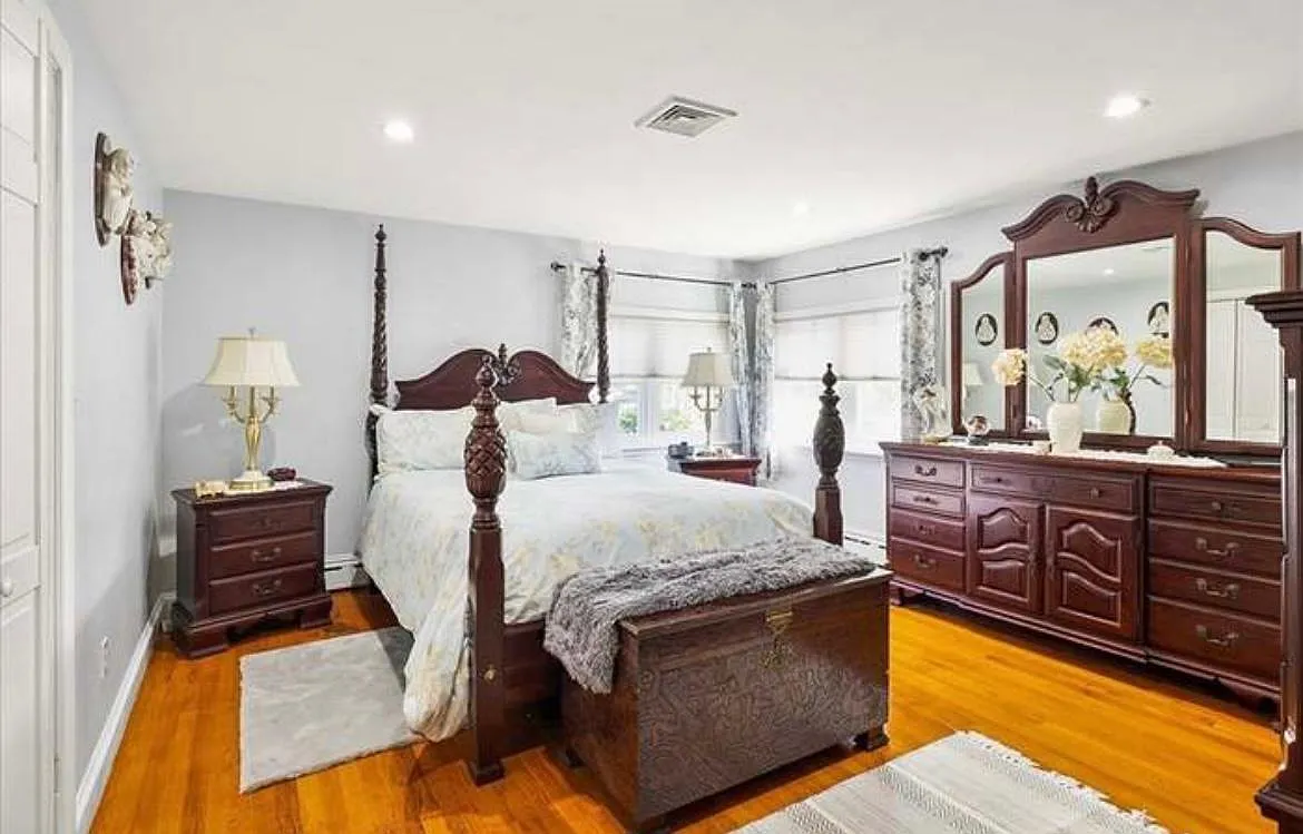 3 Greenview Rd — Photo 4
