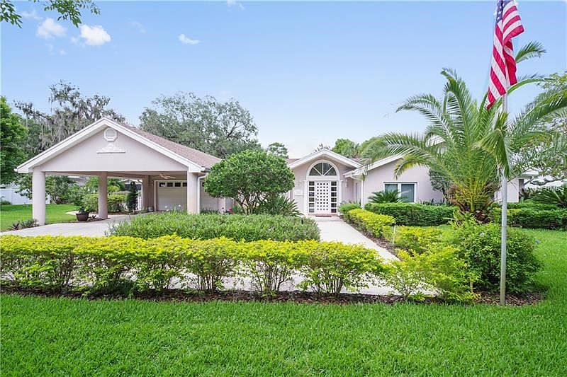 1st image of 7001 Lake Dr