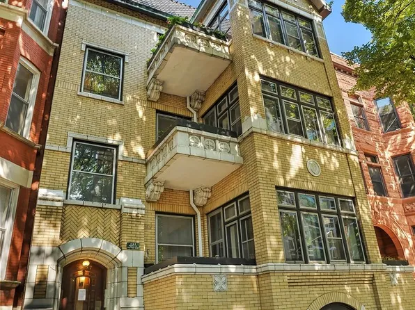 2737 N Hampden Ct, Chicago, IL