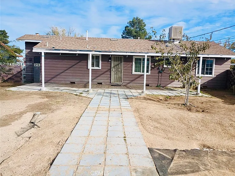 12639 Esther St — Photo 6
