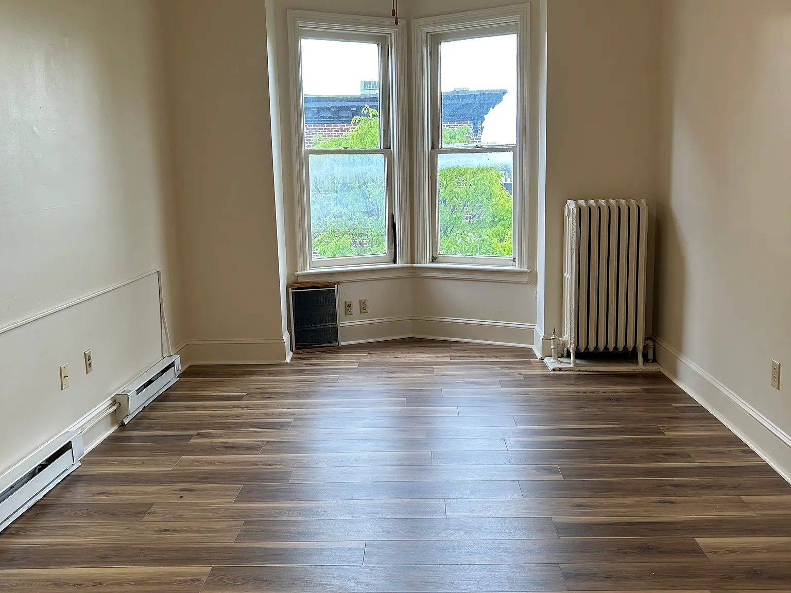 2 bed, 800 sqft, $1,100 — Photo 2