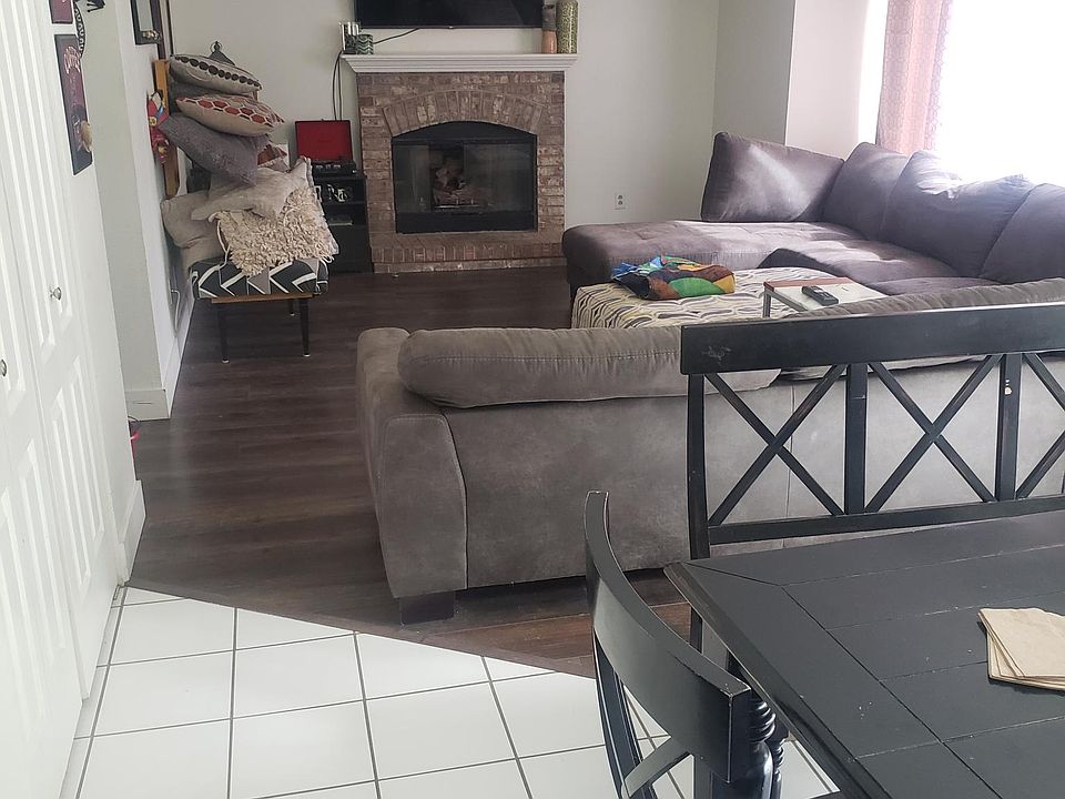 2nd image of 20384 E Crestline Pl