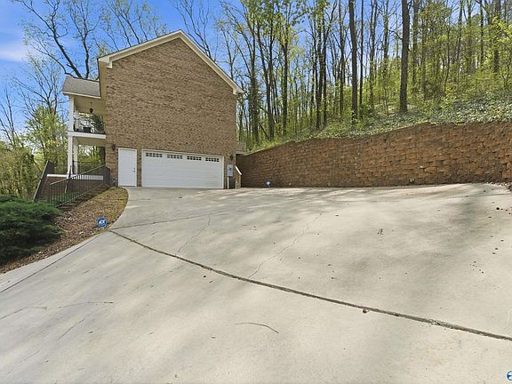 5th image of 1525 Willow Beach Rd