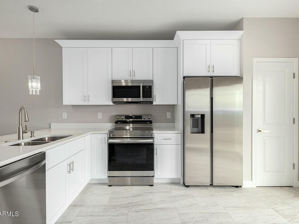 1st image of 3215 W SUENO Drive