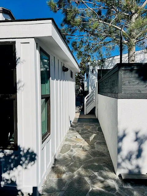 1382 Summit Avenue - 0 — Photo 2