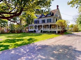 27 West Ln APT 1A, Ridgefield, CT 06877