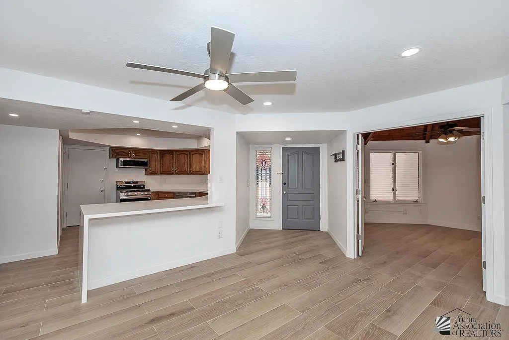 2 bed, 2.0 bath, 1536 sqft, $2,000 — Photo 2