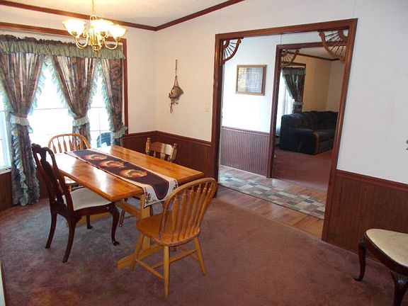 4th image of 235 Stockdale Cres
