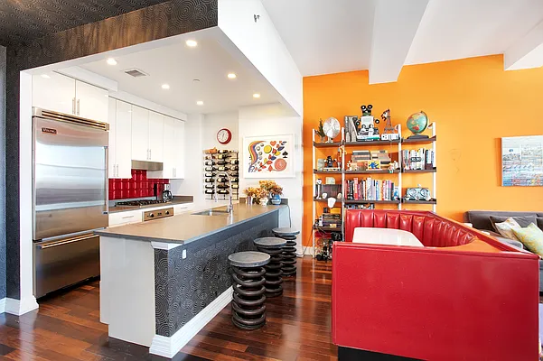 Sold by Compass | media 3