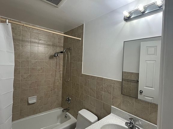 3rd image of 1342 21st Ave #A