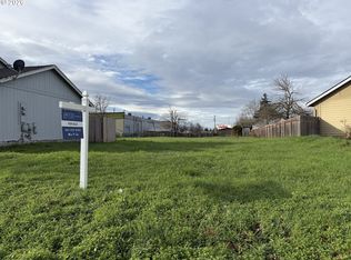 780 Q St, Springfield, OR 97477