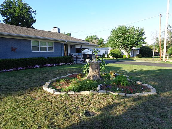 Part of front yard