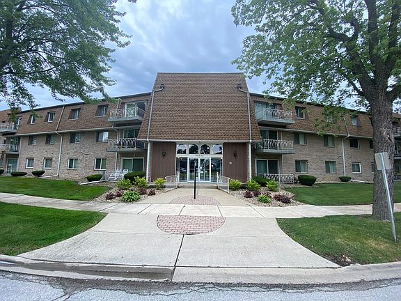 2nd image of 3240 N Manor Dr APT 122