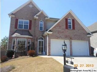 105 Village Ln, Pelham, AL 35124