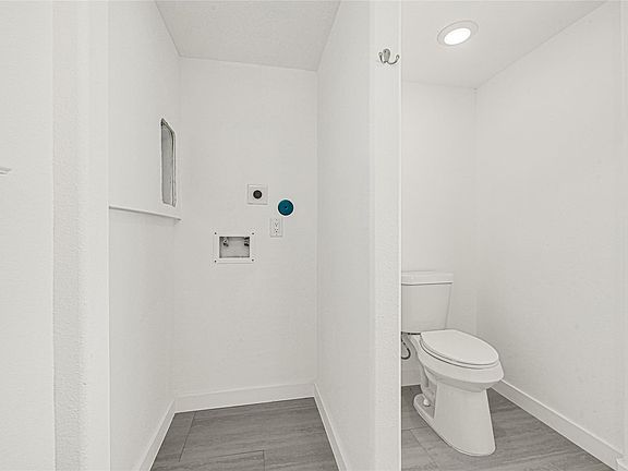 5th image of 6620 Lawndale St APT 3