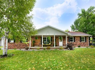 802 Boyd Dr, Grand Forks, ND 58203