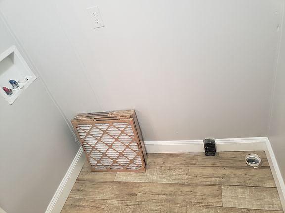 4th image of 6601 Hughes St #1