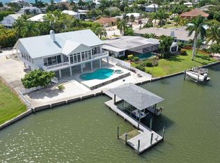 8415 Lagoon Rd, Fort Myers Beach, FL 33931