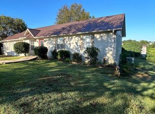95 S Martin Luther King Dr, Pontotoc, MS 38863