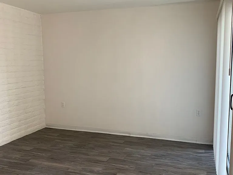 Taylor Heights Apartments — Photo 51