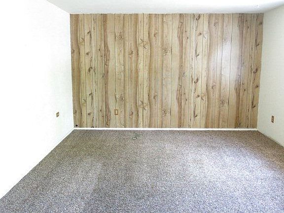 2nd image of 775 N Crimson Dr