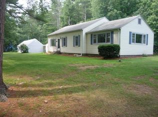 820 N Brookfield Rd, Oakham, MA 01068