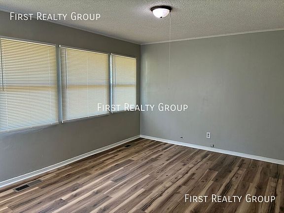 2nd image of 4841 Gardendale Ave