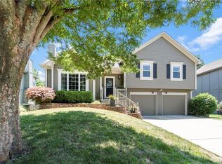 17245 W 156th Ter, Olathe, KS 66062