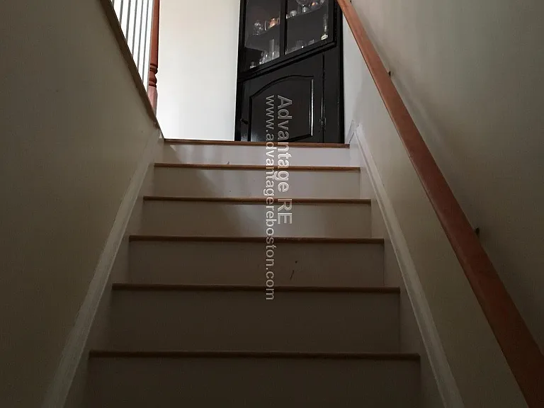 109 5th St — Photo 1