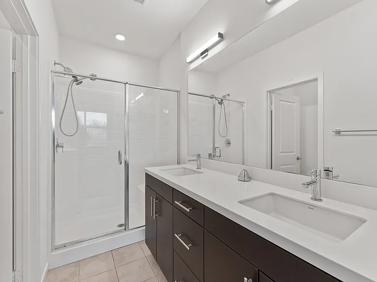 11011 Skyglow Dr — Photo 32